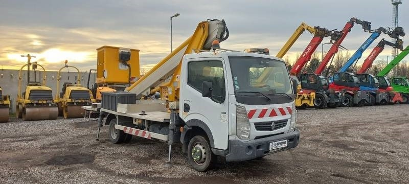 Renault Maxity Multitel MT202DS - 20m - 200 kg - Platformë ajrore e montuar në kamion: foto 1 Renault Maxity Multitel MT202DS - 20m - 200 kg - Platformë ajrore e montuar në kamion: foto 1
