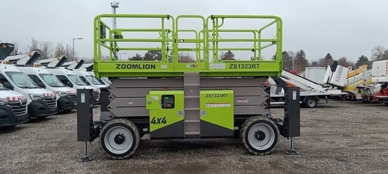 Zoomlion ZS1323RT - 15m, 4x4, diesel - Ngritës gërshërë: foto 4 Zoomlion ZS1323RT - 15m, 4x4, diesel - Ngritës gërshërë: foto 4