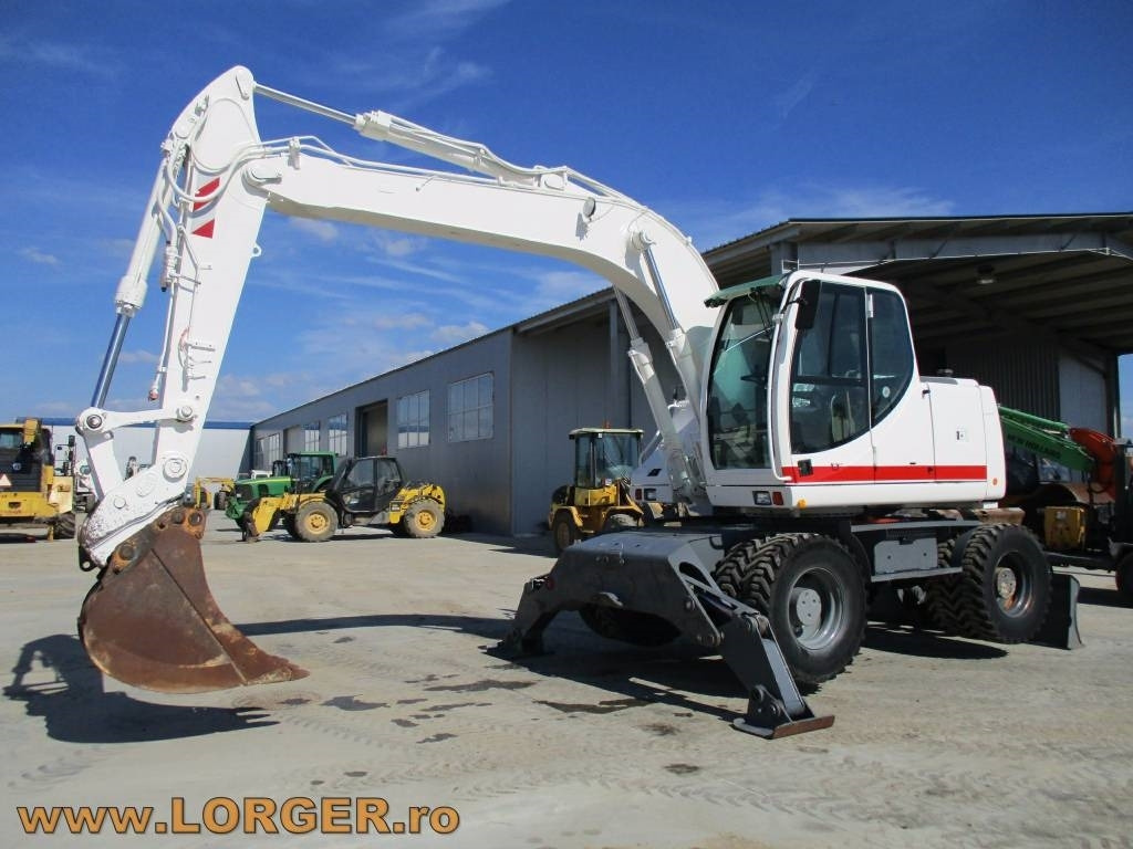 Case WX 145 - Ekskavator me goma: foto 1 Case WX 145 - Ekskavator me goma: foto 1