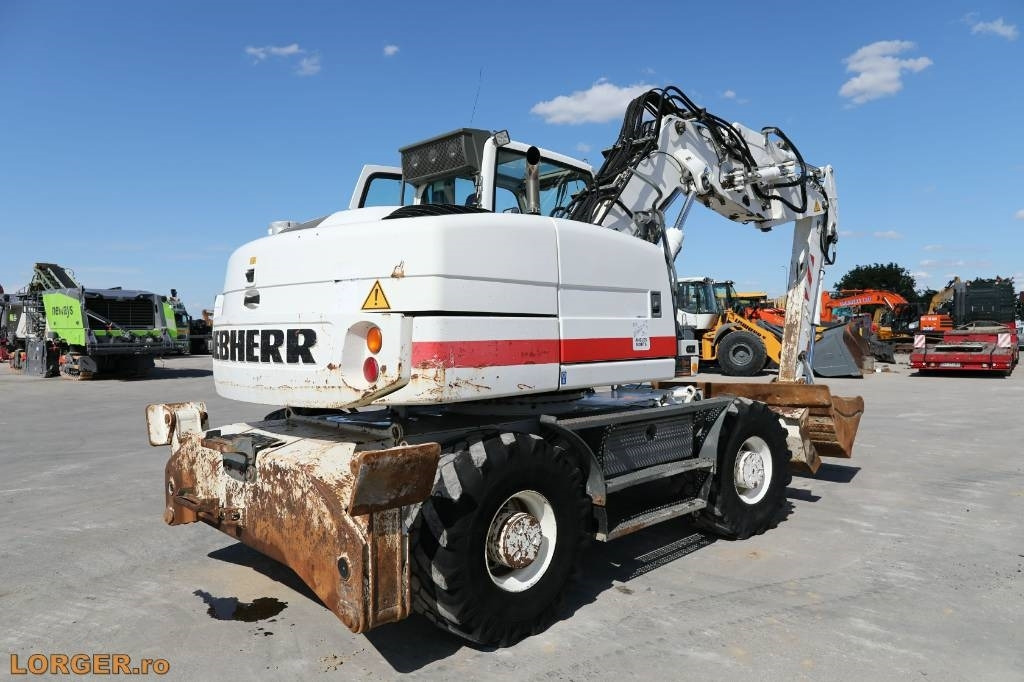 Liebherr A 314 - Ekskavator me goma: foto 3 Liebherr A 314 - Ekskavator me goma: foto 3
