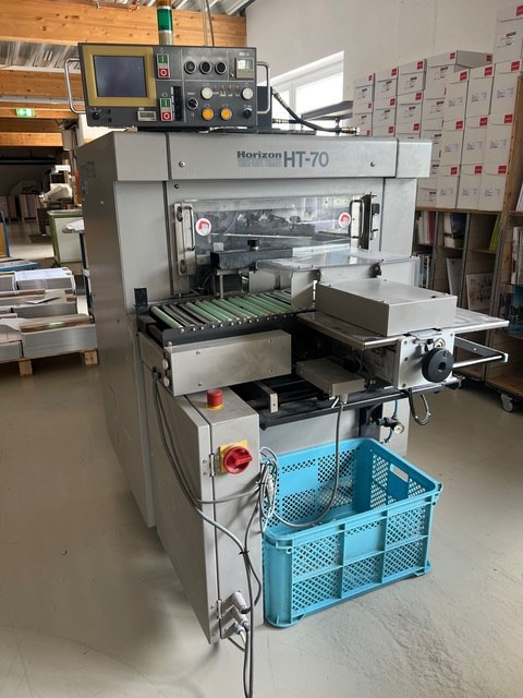 Horizon HT-70 | 2001 - Makinë për prerje letre: foto 1 Horizon HT-70 | 2001 - Makinë për prerje letre: foto 1