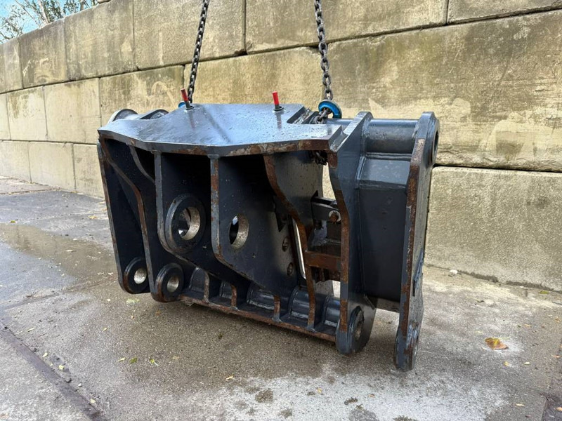 Bepe Caterpillar 962 Verachtert quick coupler NEW! - Bashkues i shpejtë për Makineri ndërtimi: foto 4 Bepe Caterpillar 962 Verachtert quick coupler NEW! - Bashkues i shpejtë për Makineri ndërtimi: foto 4