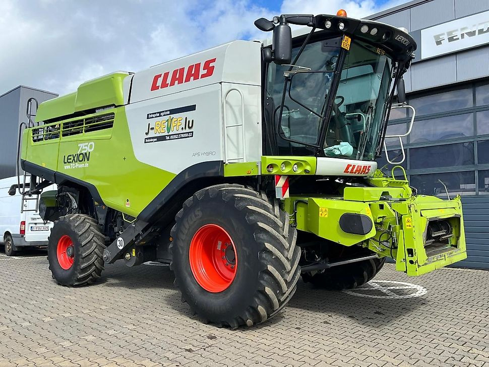 J.Reiff Sarl
Herr Stefan Neukirch - 77 Z.I in den - Autokombajnë: foto 4 J.Reiff Sarl
Herr Stefan Neukirch - 77 Z.I in den - Autokombajnë: foto 4