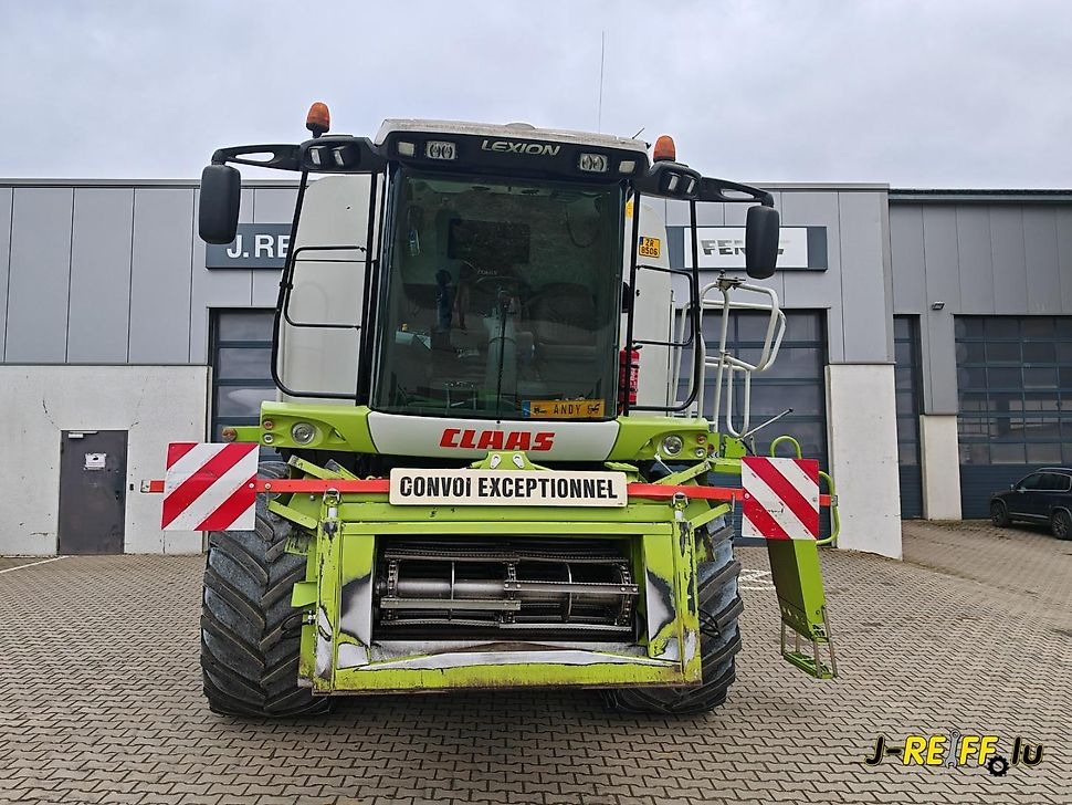 J.Reiff Sarl
Herr Stefan Neukirch - 77 Z.I in den - Autokombajnë: foto 2 J.Reiff Sarl
Herr Stefan Neukirch - 77 Z.I in den - Autokombajnë: foto 2