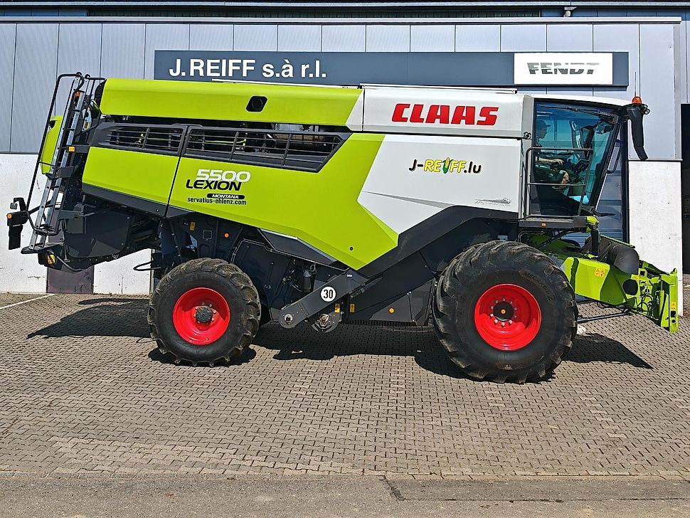 J.Reiff Sarl
Herr Stefan Neukirch - 77 Z.I in den - Autokombajnë: foto 2 J.Reiff Sarl
Herr Stefan Neukirch - 77 Z.I in den - Autokombajnë: foto 2