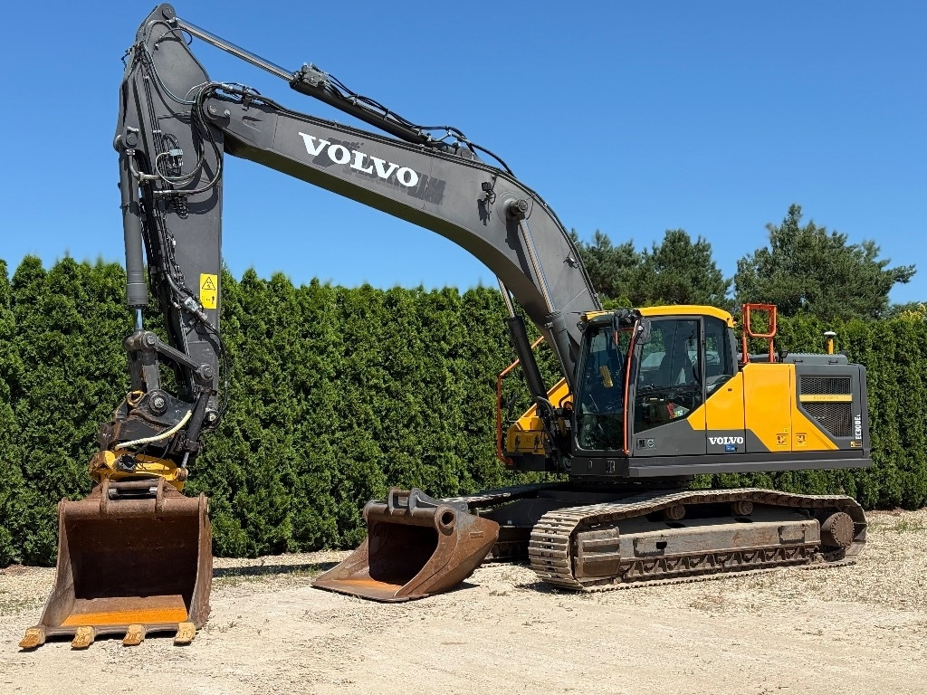 Volvo EC 300 EL - Ekskavator me zinxhirë: foto 1 Volvo EC 300 EL - Ekskavator me zinxhirë: foto 1