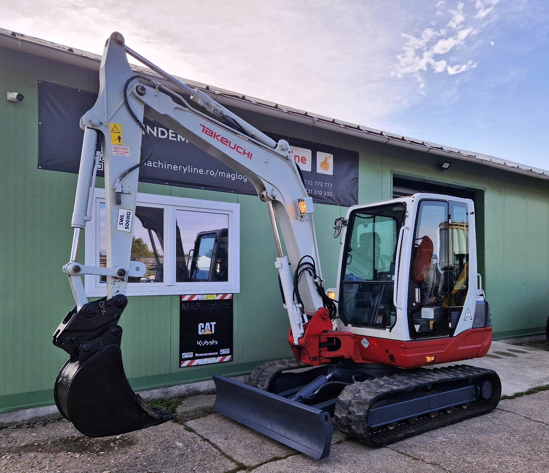 TAKEUCHI TB250 - Miniekskavator: foto 1 TAKEUCHI TB250 - Miniekskavator: foto 1
