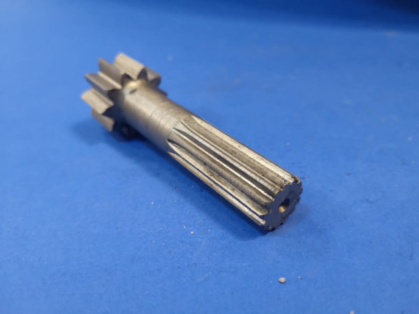 020260A / 17244273380 Wałek silnika jazdy Yanmar B30V, VIO 38 - Motori hidraulik për Makineri ndërtimi: foto 1 020260A / 17244273380 Wałek silnika jazdy Yanmar B30V, VIO 38 - Motori hidraulik për Makineri ndërtimi: foto 1