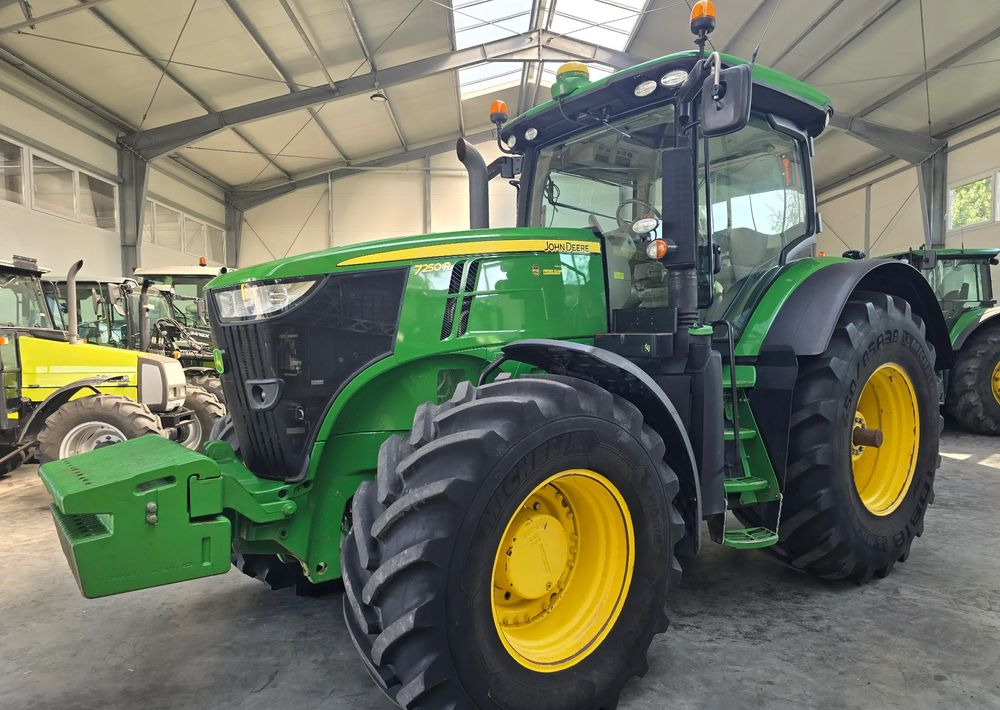 John Deere 7250R - Traktor: foto 1 John Deere 7250R - Traktor: foto 1