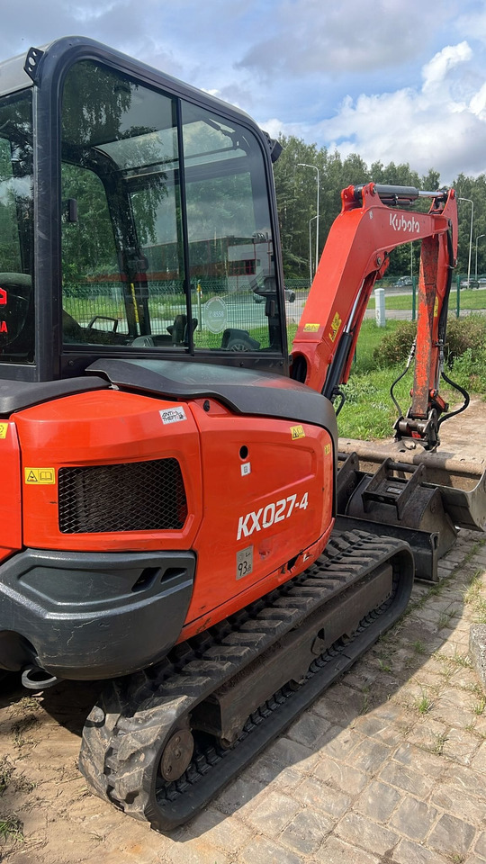 KUBOTA KX027-4 - Miniekskavator: foto 2 KUBOTA KX027-4 - Miniekskavator: foto 2