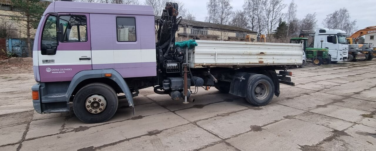 MAN 15.224 - Kamion vetëshkarkues, Kamion me vinç: foto 2 MAN 15.224 - Kamion vetëshkarkues, Kamion me vinç: foto 2