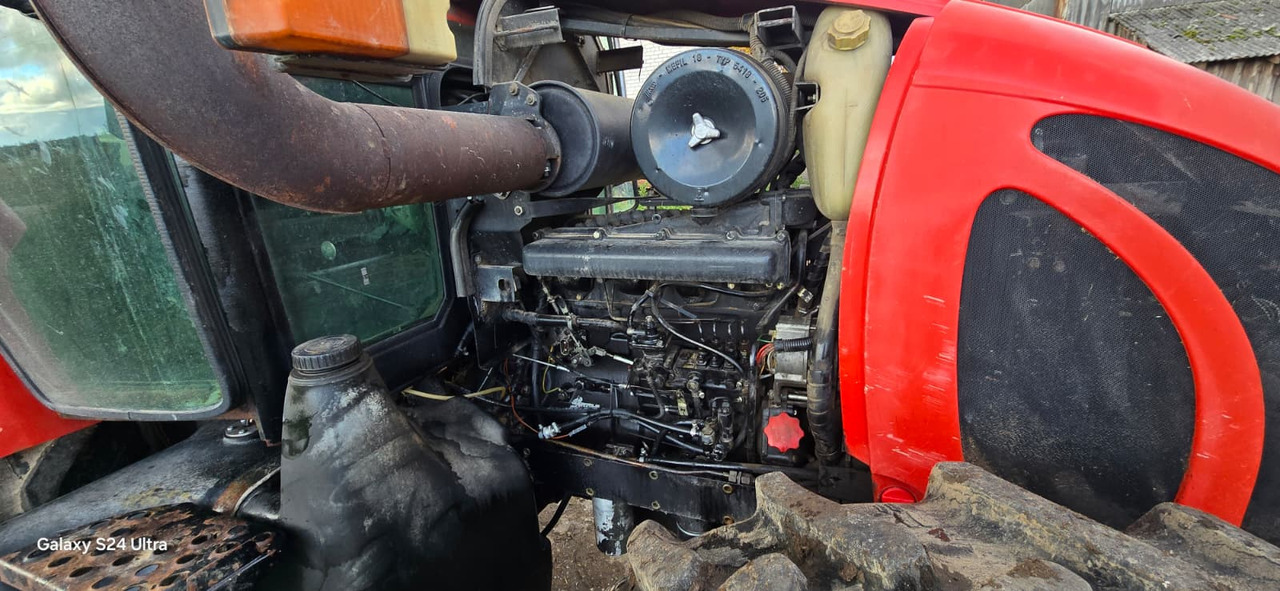 ZETOR Forterra 10641 - Traktor: foto 4 ZETOR Forterra 10641 - Traktor: foto 4