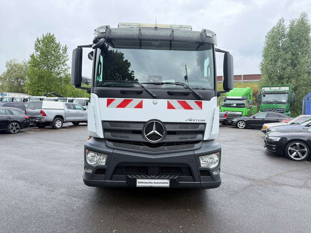 Mercedes-Benz Antos 1836 Kran Xiab - Kamion me karroceri të hapur, Kamion me vinç: foto 4 Mercedes-Benz Antos 1836 Kran Xiab - Kamion me karroceri të hapur, Kamion me vinç: foto 4