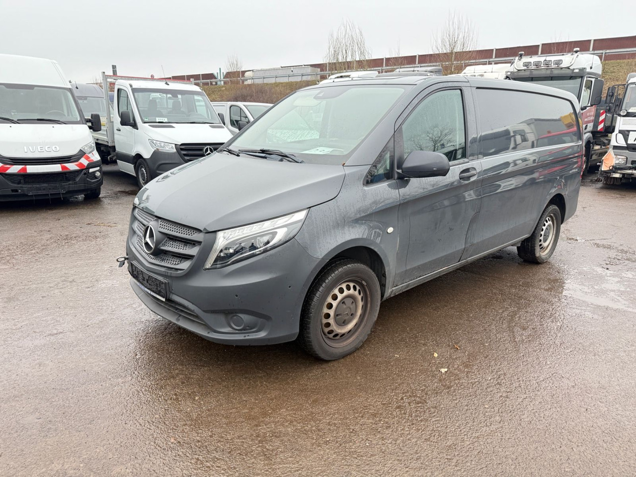 Mercedes-Benz Vito Kasten 119 CDI/BT 4x4 lang MOTORSCHADEN - Furgon pasagjerësh: foto 2 Mercedes-Benz Vito Kasten 119 CDI/BT 4x4 lang MOTORSCHADEN - Furgon pasagjerësh: foto 2