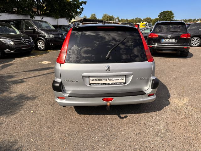 Peugeot 206 SW Grand Filou Cool - Makinë me portobagazh: foto 4 Peugeot 206 SW Grand Filou Cool - Makinë me portobagazh: foto 4