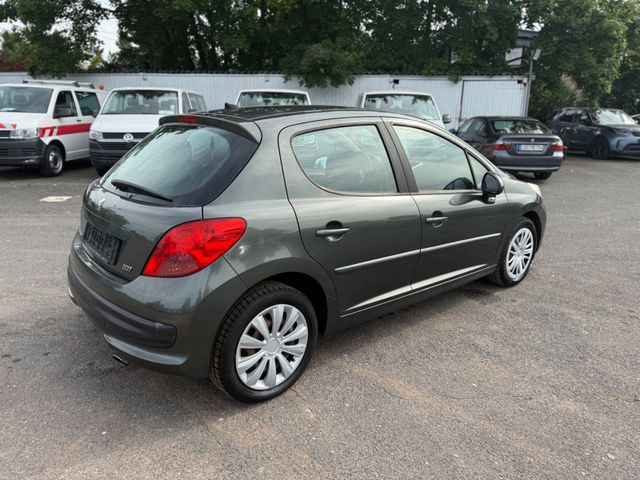 Peugeot 207 Sport Automatik - Sedan: foto 4 Peugeot 207 Sport Automatik - Sedan: foto 4