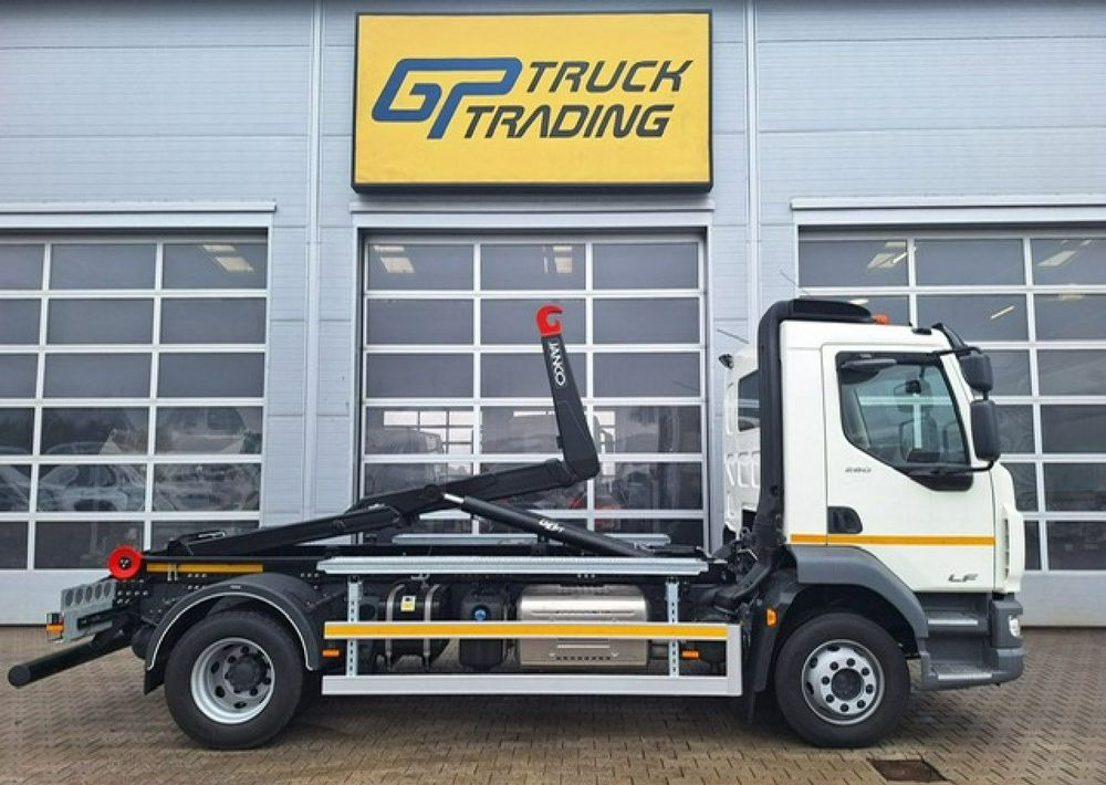 DAF LF 55 260 - Kamion mbeturinash: foto 3 DAF LF 55 260 - Kamion mbeturinash: foto 3