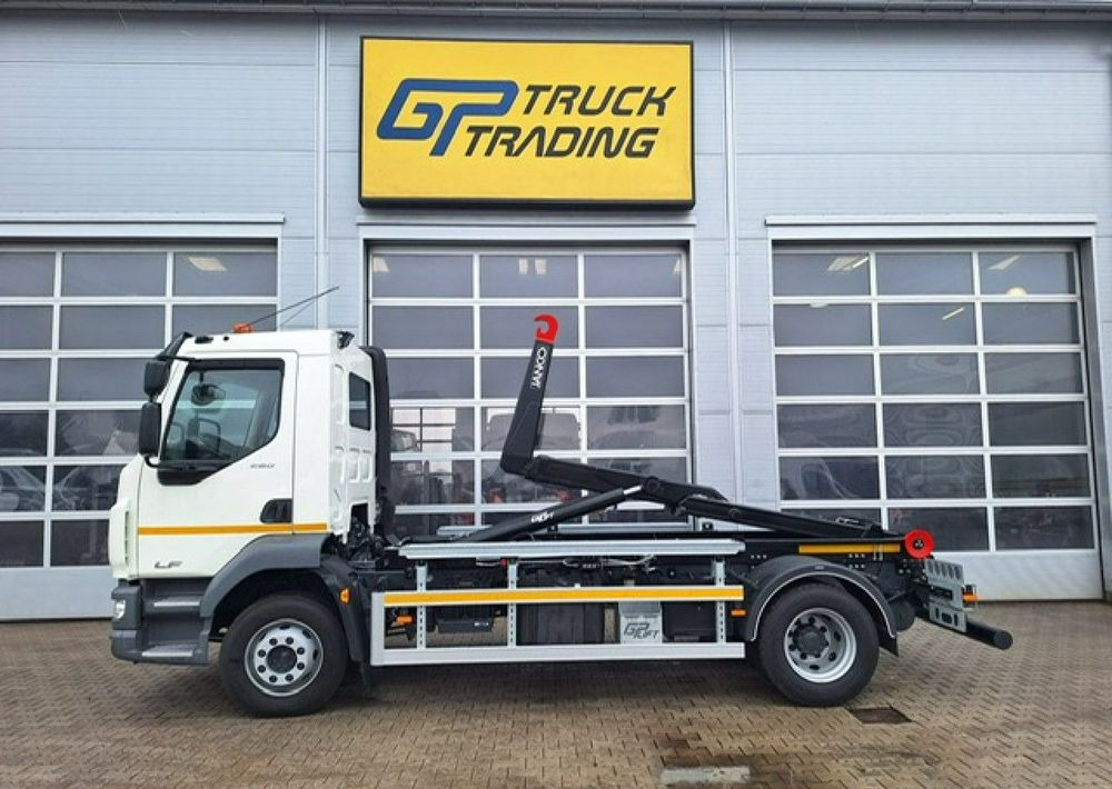 DAF LF 55 260 - Kamion mbeturinash: foto 4 DAF LF 55 260 - Kamion mbeturinash: foto 4