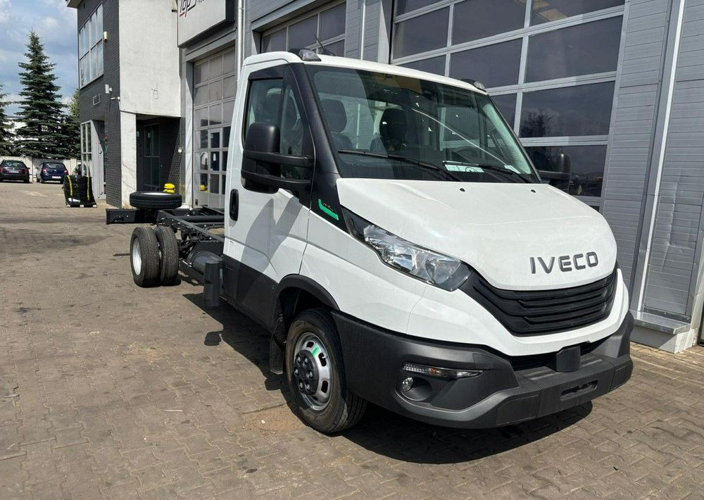 Iveco Daily CNG - Kamion kabinë-shasi: foto 4 Iveco Daily CNG - Kamion kabinë-shasi: foto 4