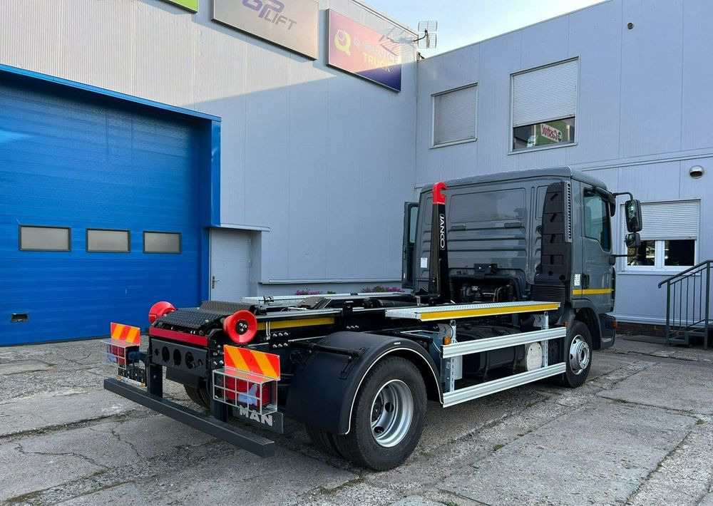 MAN TGL 12.180, hakowiec Janco/GP Lift - Kamion mbeturinash: foto 5 MAN TGL 12.180, hakowiec Janco/GP Lift - Kamion mbeturinash: foto 5