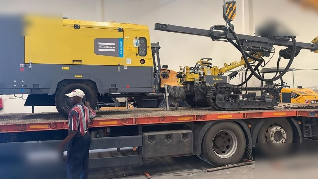 ATLAS COPCO 450 CFM - Kompresor ajri: foto 1 ATLAS COPCO 450 CFM - Kompresor ajri: foto 1