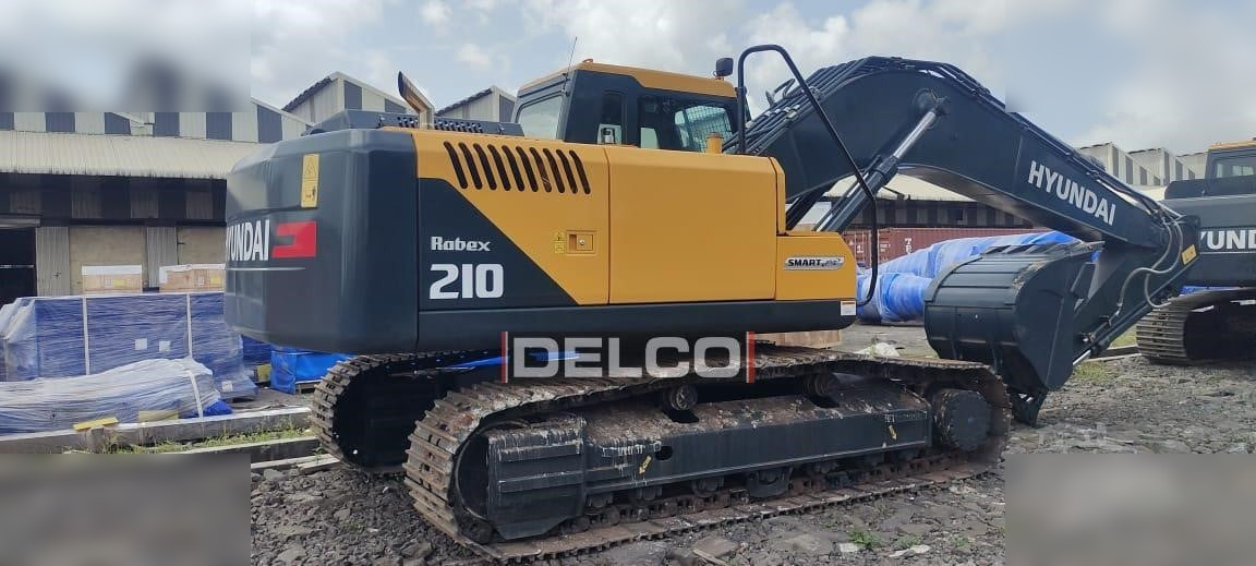 HYUNDAI ROBEX 210 LC-9 - Ekskavator me zinxhirë: foto 1 HYUNDAI ROBEX 210 LC-9 - Ekskavator me zinxhirë: foto 1
