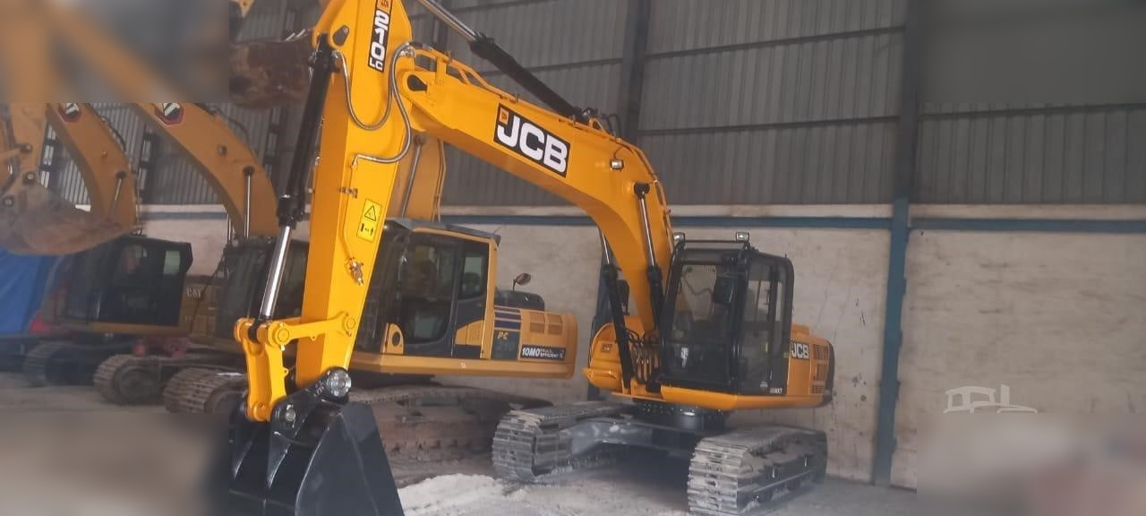 JCB JS210 LC - Ekskavator me zinxhirë: foto 1 JCB JS210 LC - Ekskavator me zinxhirë: foto 1