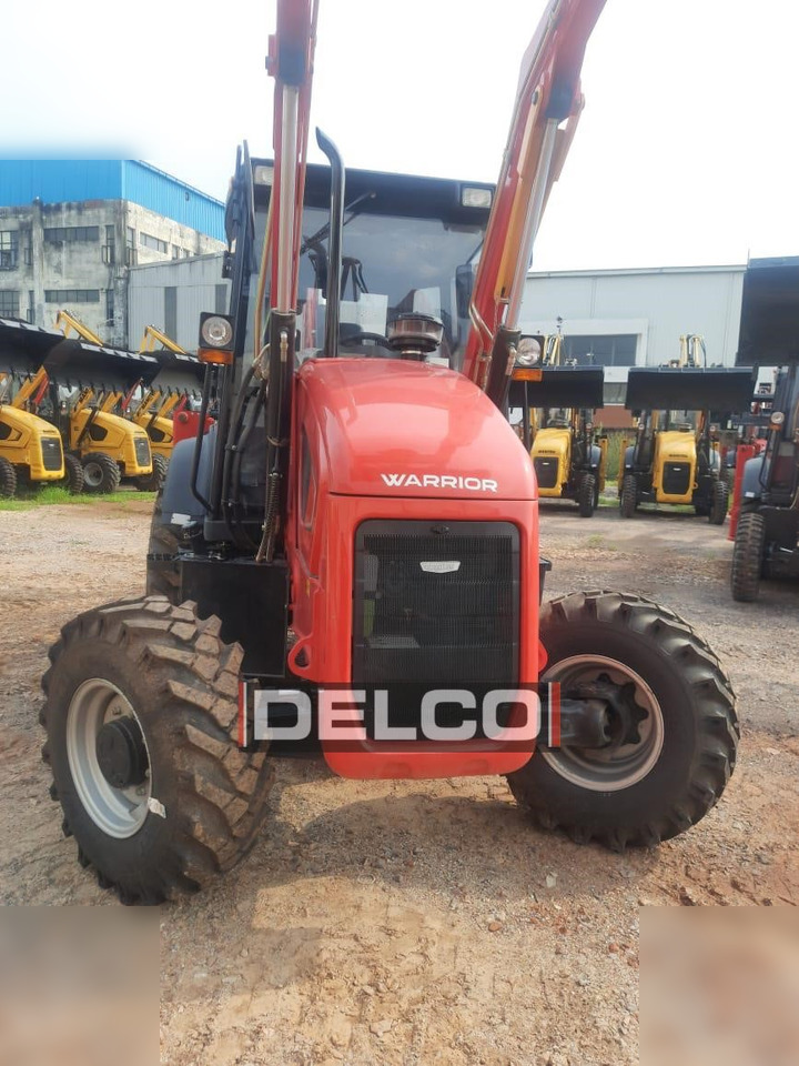 MANITOU MBLX900 - Fadromë me shkarkim nga prapa: foto 5 MANITOU MBLX900 - Fadromë me shkarkim nga prapa: foto 5