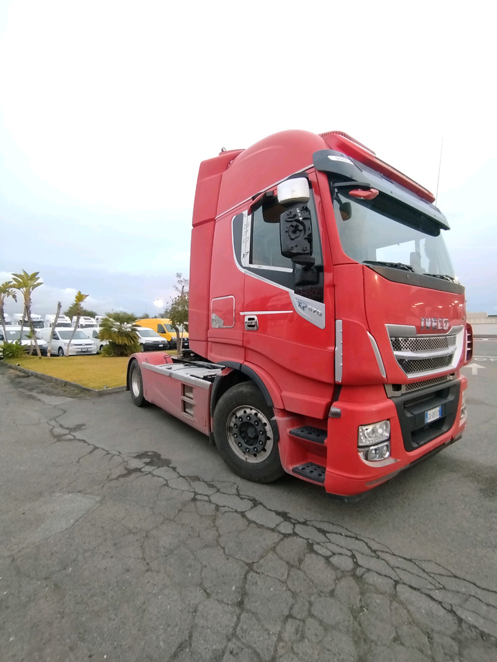 Iveco Stralis 570 XP - Gjysmë-kamion: foto 2 Iveco Stralis 570 XP - Gjysmë-kamion: foto 2