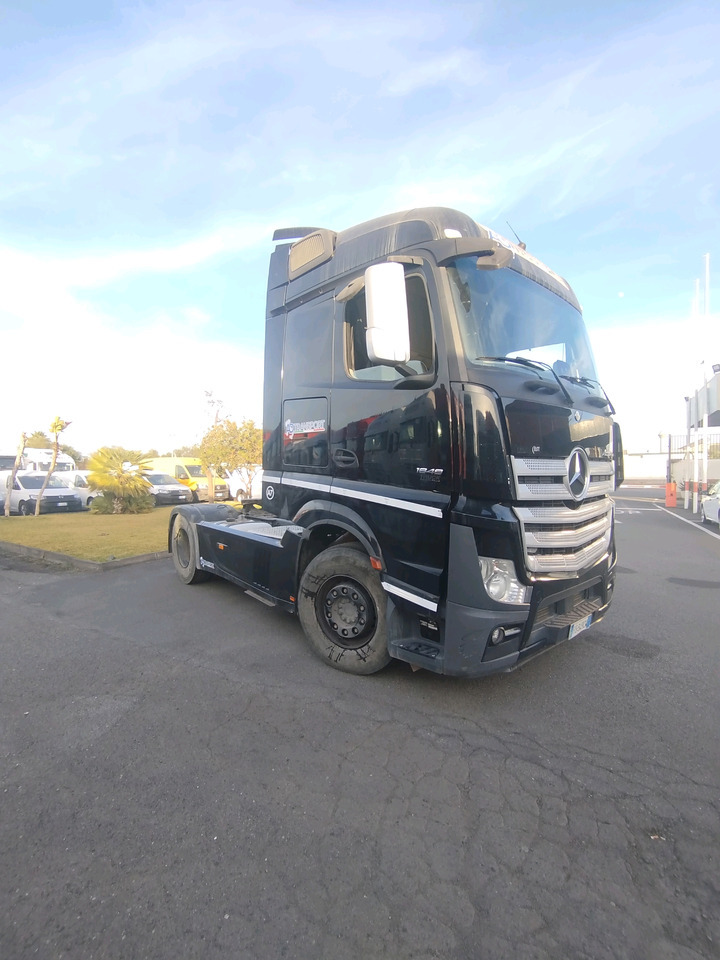 Mercedes Actros 1848 - Gjysmë-kamion: foto 4 Mercedes Actros 1848 - Gjysmë-kamion: foto 4