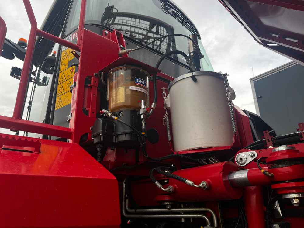 Grimme REXOR 6300 Platinum - Pajisje për lirimin e tokës: foto 2 Grimme REXOR 6300 Platinum - Pajisje për lirimin e tokës: foto 2