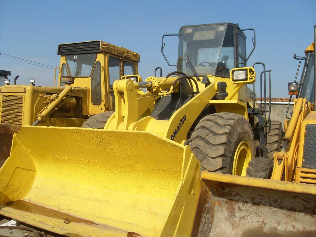 Komatsu WA 380 - Fadrom me goma: foto 1 Komatsu WA 380 - Fadrom me goma: foto 1