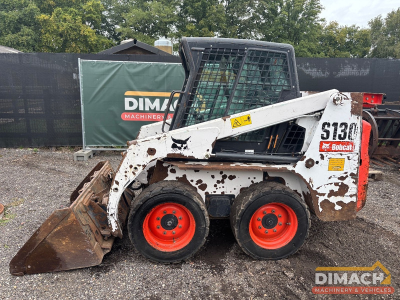 Bobcat S130 - Mini fadrom: foto 1 Bobcat S130 - Mini fadrom: foto 1