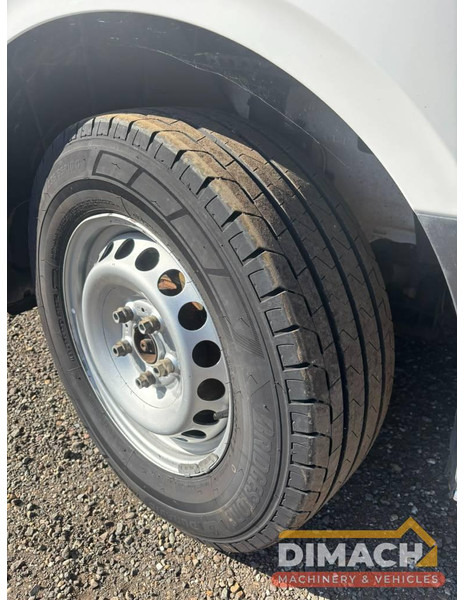 MAN TGE 3.180 L4H3 maxi Engine problem - motorschade -VW crafter L4H3 maxi bus - koffer - klima - euro 6 - Furgon: foto 4 MAN TGE 3.180 L4H3 maxi Engine problem - motorschade -VW crafter L4H3 maxi bus - koffer - klima - euro 6 - Furgon: foto 4