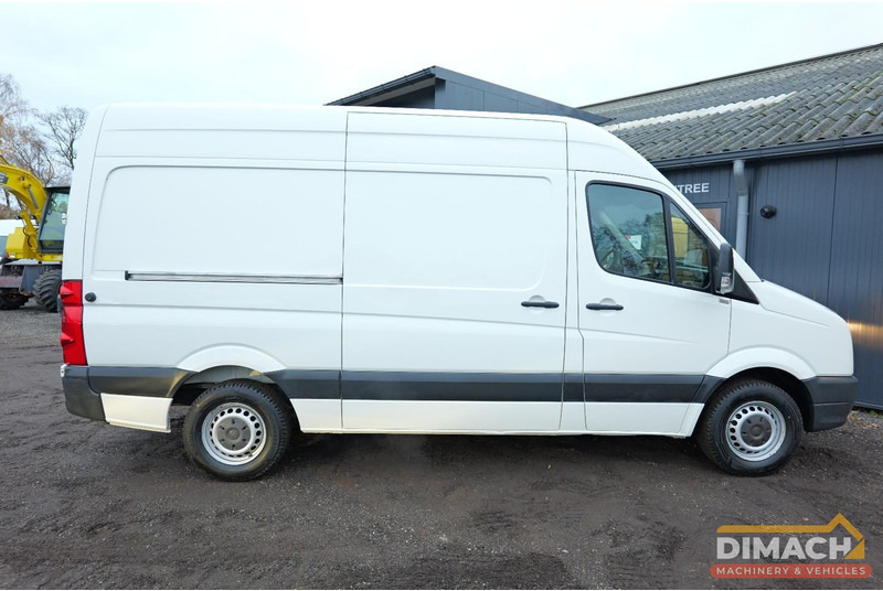 Volkswagen Crafter Tempomat L2H2 airco Euro 5 - lage km - trekhaak - Furgon: foto 4 Volkswagen Crafter Tempomat L2H2 airco Euro 5 - lage km - trekhaak - Furgon: foto 4