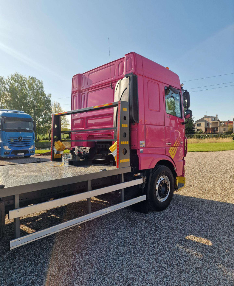 DAF XF 460 - Autotransportues: foto 4 DAF XF 460 - Autotransportues: foto 4