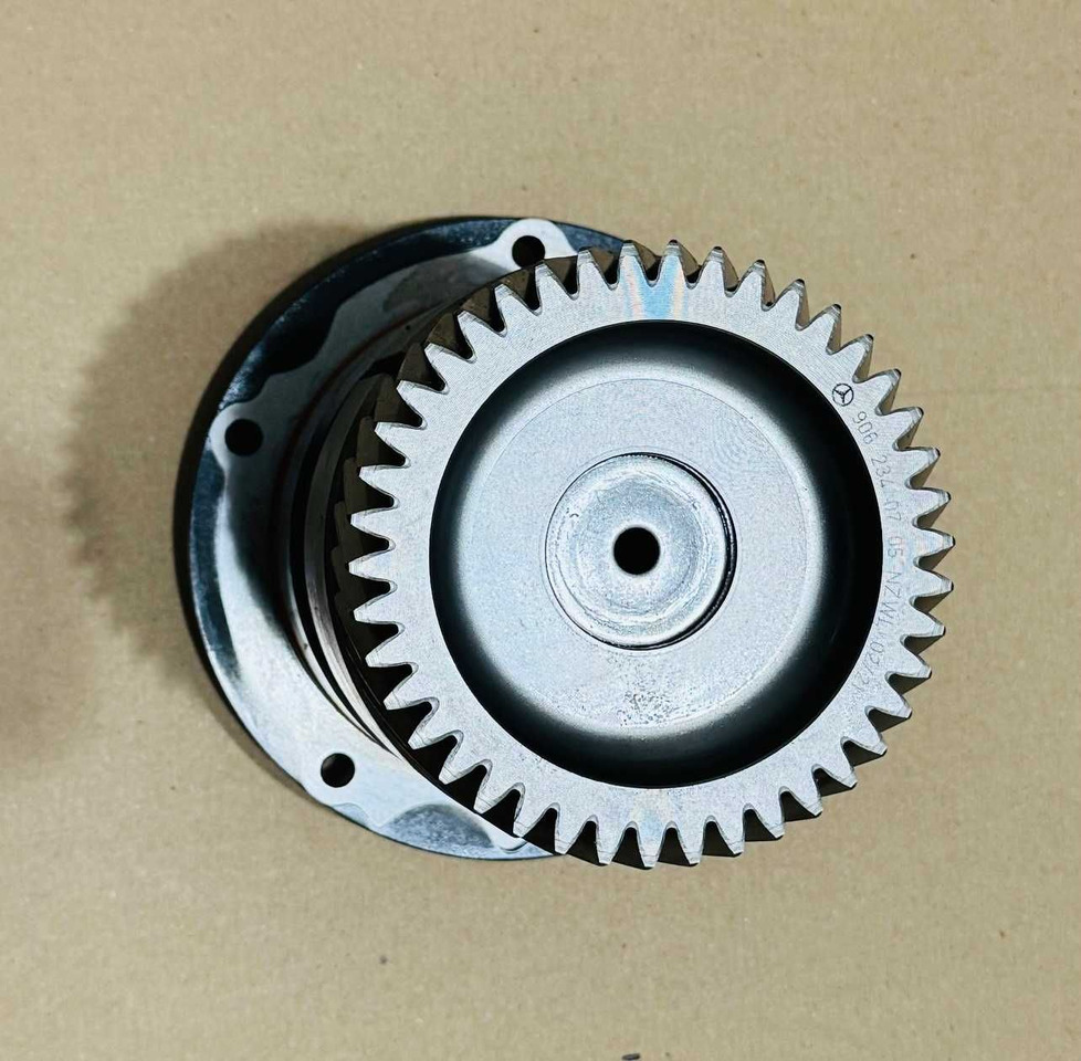 Mercedes MTU PRZYSTAWKA odbioru mocy PTO pompy hydrauliki Setra Class - Motori: foto 2 Mercedes MTU PRZYSTAWKA odbioru mocy PTO pompy hydrauliki Setra Class - Motori: foto 2