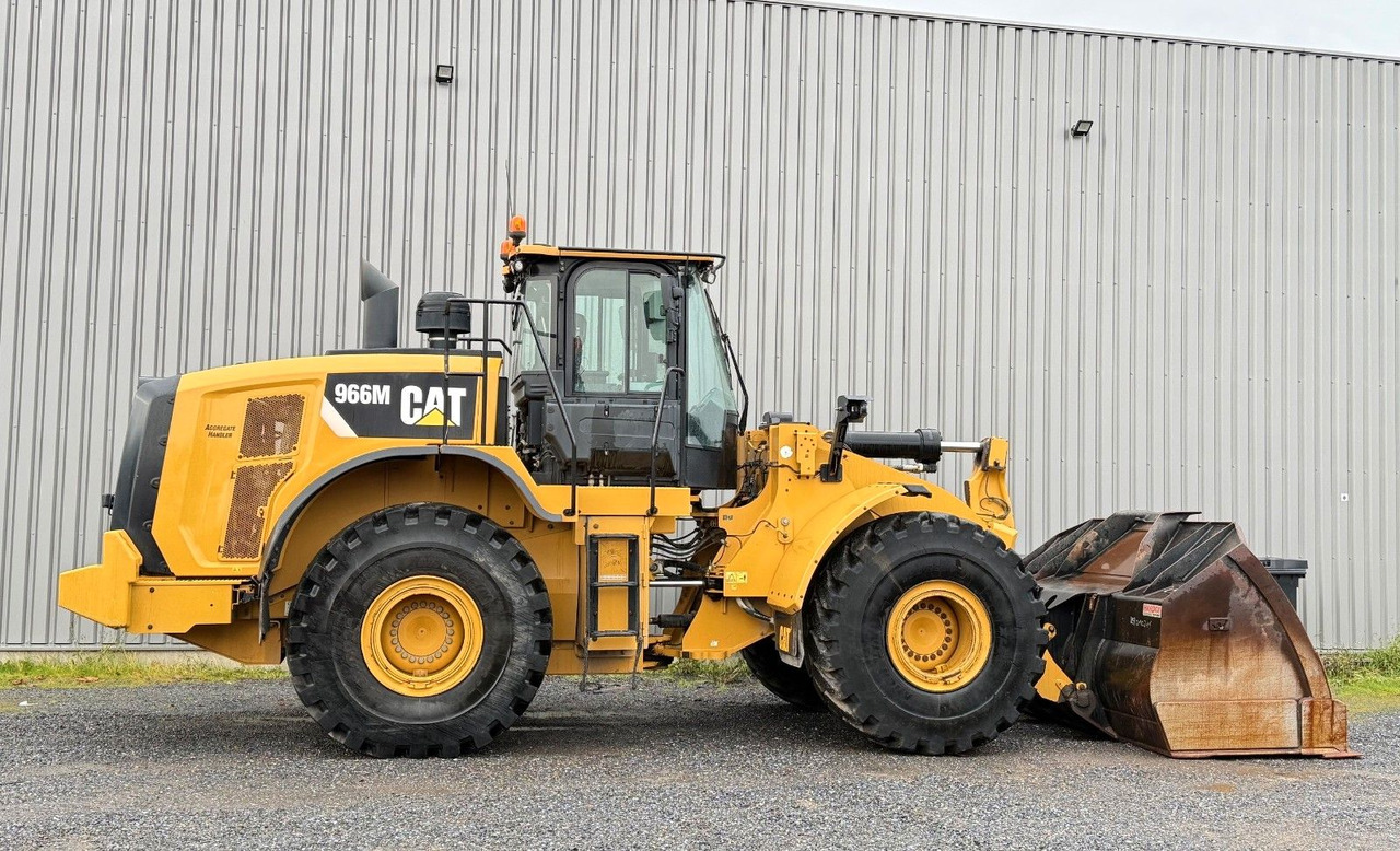 CAT 966 M - Fadrom me goma: foto 1 CAT 966 M - Fadrom me goma: foto 1