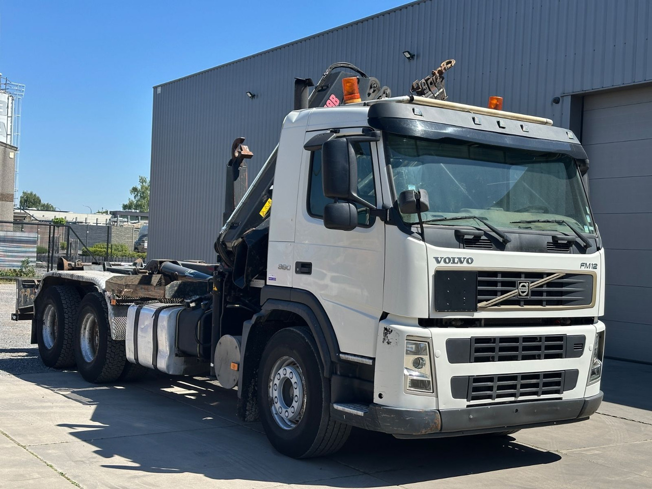 Volvo FM12 380 Hiab 144E-3 - Kamion vetëngarkues: foto 3 Volvo FM12 380 Hiab 144E-3 - Kamion vetëngarkues: foto 3
