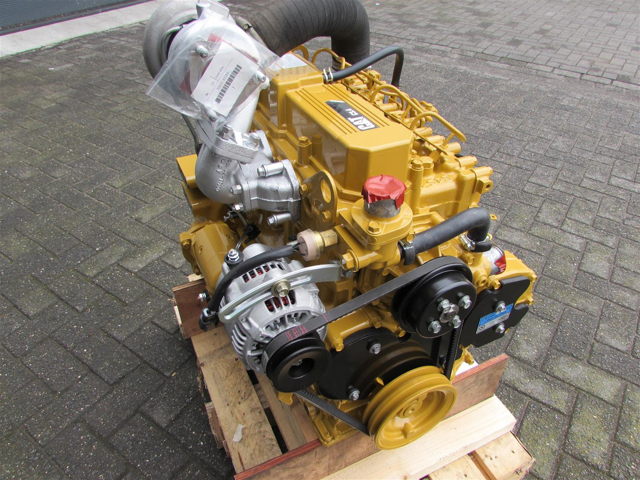 CATERPILLAR / MITSUBISHI RECON S4S-DT73CWL CAT C3.4 55kW-2500Rpm - Motori për Fadrom: foto 4 CATERPILLAR / MITSUBISHI RECON S4S-DT73CWL CAT C3.4 55kW-2500Rpm - Motori për Fadrom: foto 4