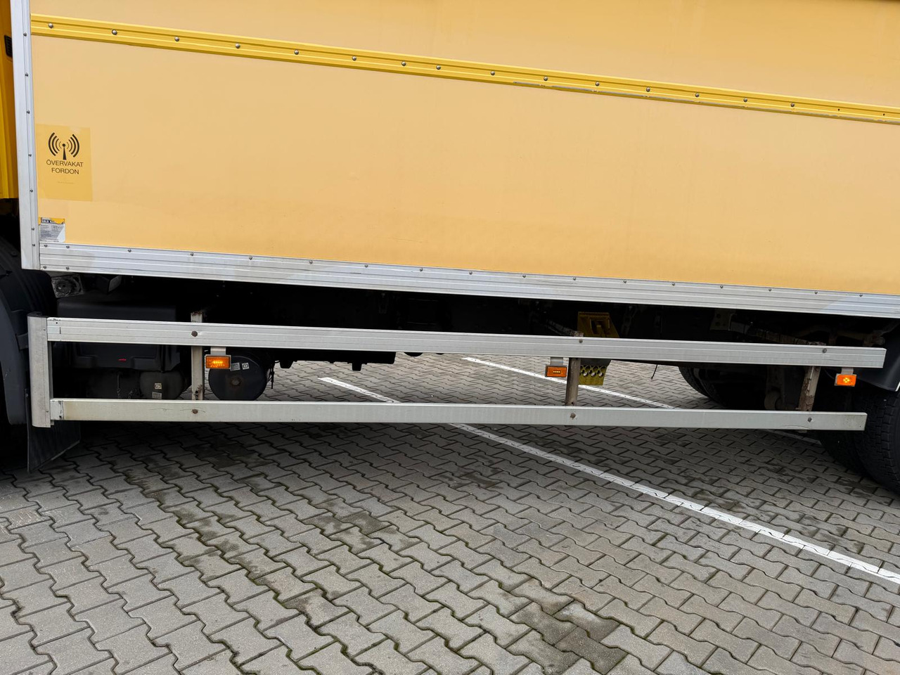 SCANIA P230 - Kamion vagonetë: foto 4 SCANIA P230 - Kamion vagonetë: foto 4