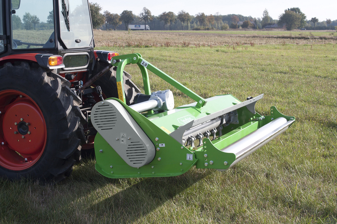 Bomet Schlegelmulcher / Flail mower / Faucheuse à fléaux / Condizionatore a flagelli / Мульчер / Kosiarka bijakowa Indus 2 m - Trince: foto 1 Bomet Schlegelmulcher / Flail mower / Faucheuse à fléaux / Condizionatore a flagelli / Мульчер / Kosiarka bijakowa Indus 2 m - Trince: foto 1