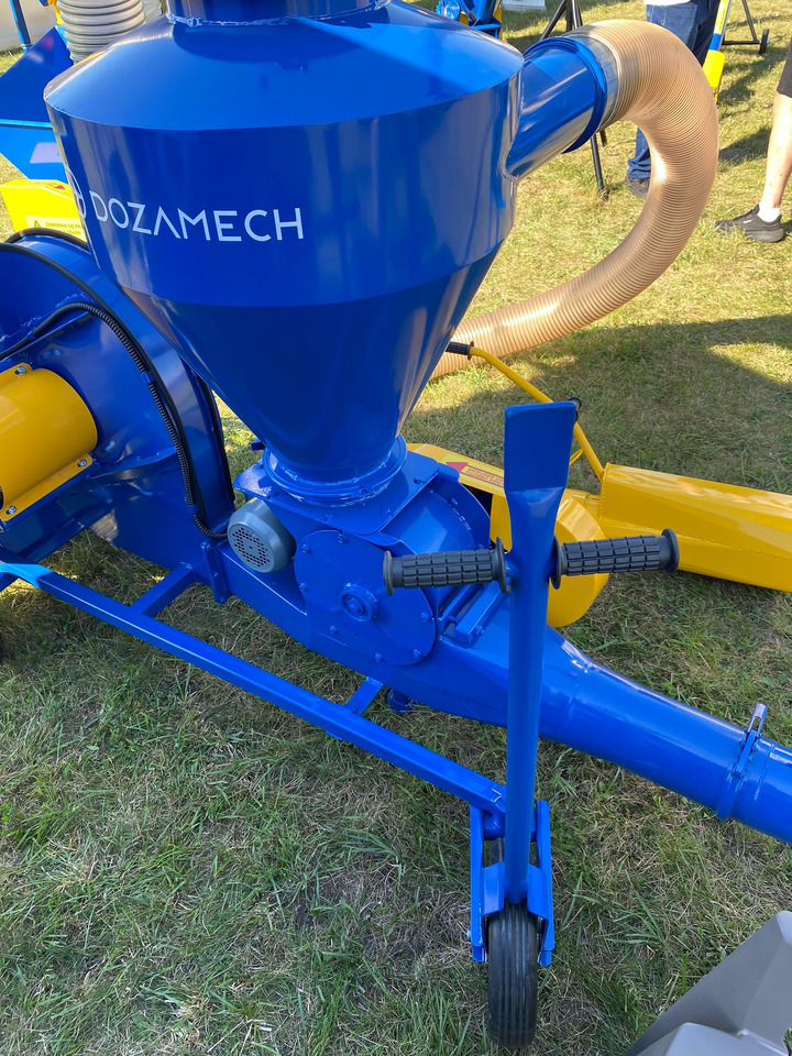 Dozamech Saug-Druckgebläse / Suction and pressure blower / Suceuse à grains / Trasportatore / Пневматический вдуватель / Dmuchawa ssąco-tłocząca T-420 - Konvejer: foto 4 Dozamech Saug-Druckgebläse / Suction and pressure blower / Suceuse à grains / Trasportatore / Пневматический вдуватель / Dmuchawa ssąco-tłocząca T-420 - Konvejer: foto 4