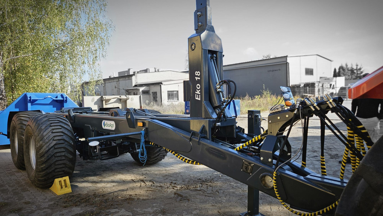 EkoAgri Hakenliftanhänger / Hooklift trailer / Remorque porte caisson / Remolque con gancho / Rimorchio a gancio /Przyczepa hakowa 18 t - Rimorkio bujqësore: foto 3 EkoAgri Hakenliftanhänger / Hooklift trailer / Remorque porte caisson / Remolque con gancho / Rimorchio a gancio /Przyczepa hakowa 18 t - Rimorkio bujqësore: foto 3
