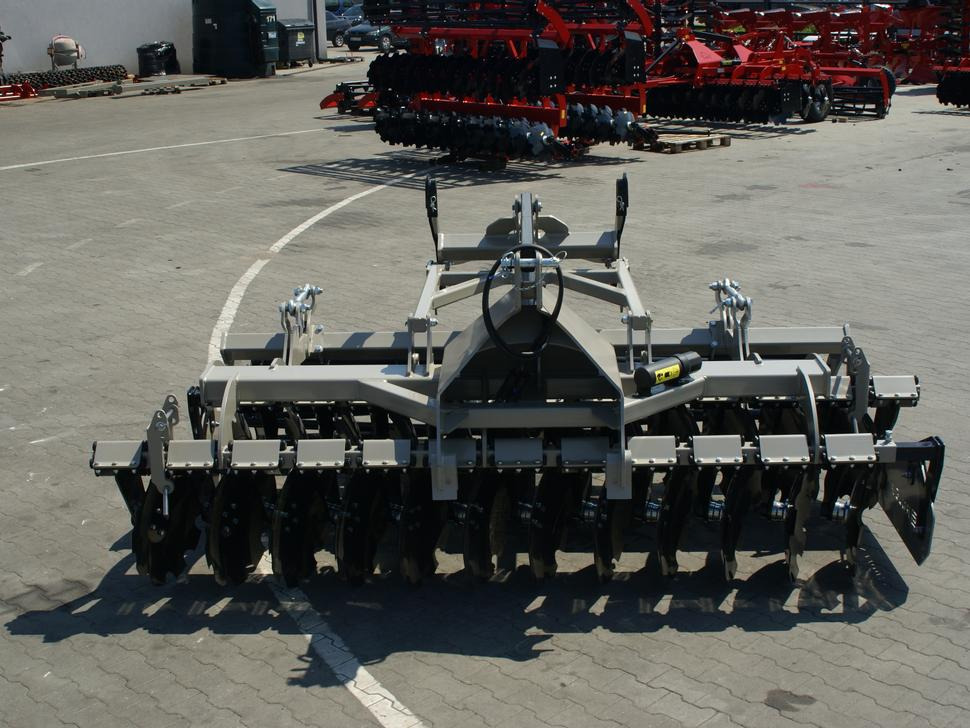 Rolex Scheibenegge / Disc harrow with hydropack / Déchaumeur à disques avec support semoir / Erpice a dischi / Cultivador de discos con hydropack / Дисковая борона с гидропаком 3 m - Lesë me disk: foto 5 Rolex Scheibenegge / Disc harrow with hydropack / Déchaumeur à disques avec support semoir / Erpice a dischi / Cultivador de discos con hydropack / Дисковая борона с гидропаком 3 m - Lesë me disk: foto 5
