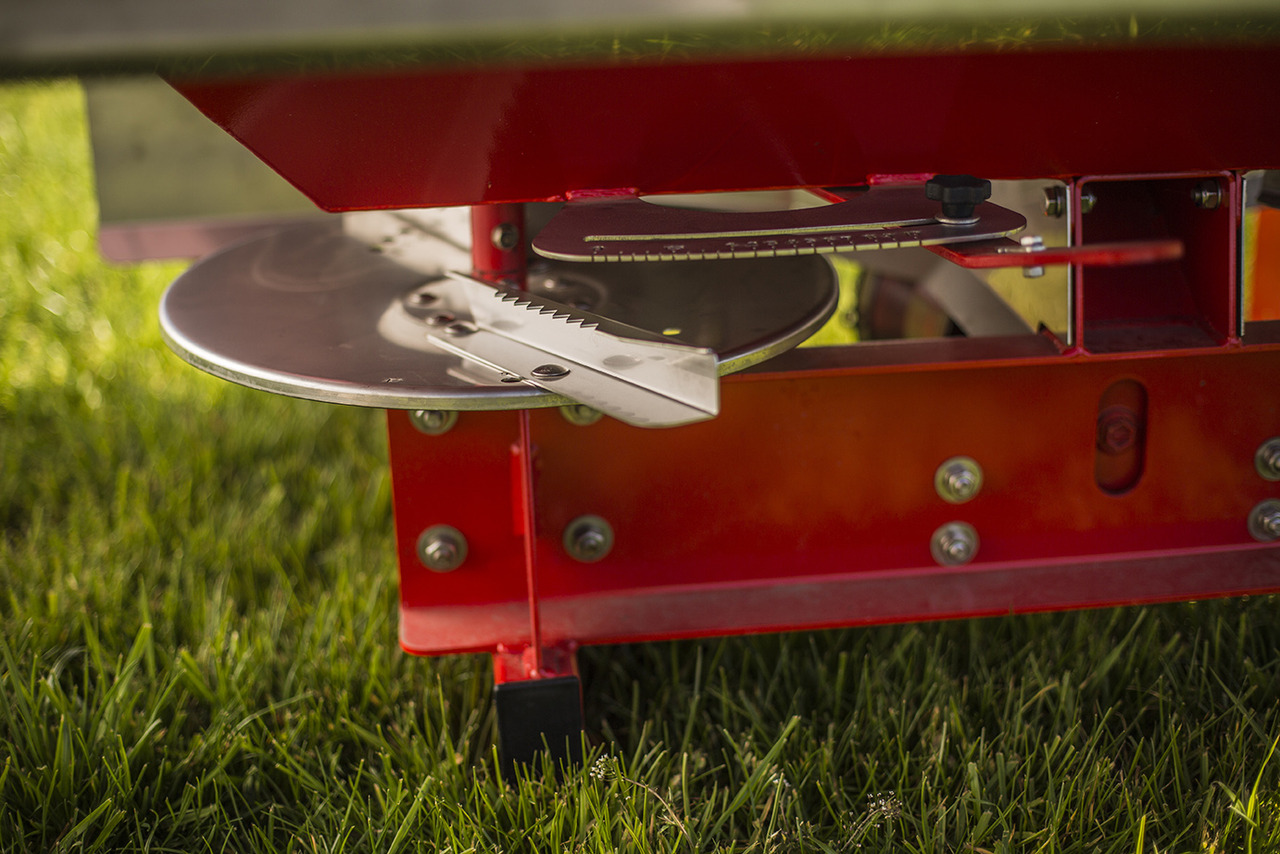 WOPROL Düngerstreuer / Fertilizer spreader / Epandeur d'engrais / Rozsiewacz nawozów 600 kg - Shpërndarës plehu kimik: foto 2 WOPROL Düngerstreuer / Fertilizer spreader / Epandeur d'engrais / Rozsiewacz nawozów 600 kg - Shpërndarës plehu kimik: foto 2