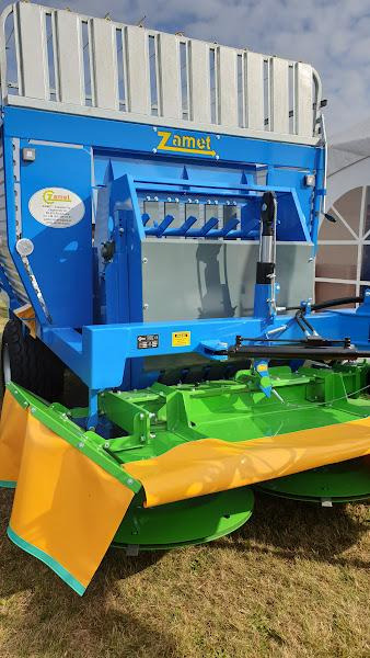 Lizingu i ZAMET Mähladewagen / Green forage mower / Remorque autochargeuse / Autocaricante / Carro per foraggio con falciatrice a tamburo / Самозагружающийся прицеп с косилкой / Przyczepa samozaładowcza 19 m3 ZAMET Mähladewagen / Green forage mower / Remorque autochargeuse / Autocaricante / Carro per foraggio con falciatrice a tamburo / Самозагружающийся прицеп с косилкой / Przyczepa samozaładowcza 19 m3: foto 6