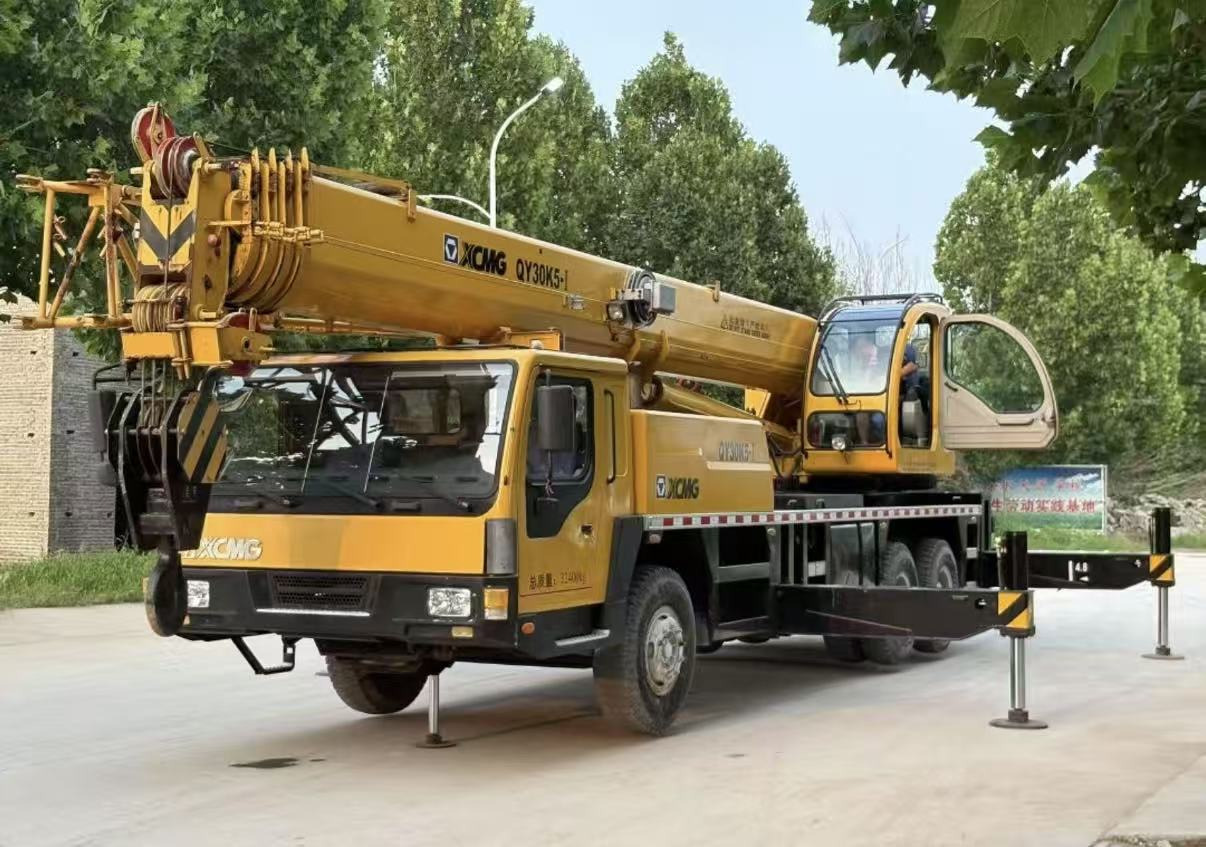 XCMG XCT30L5 - Autovinç: foto 1 XCMG XCT30L5 - Autovinç: foto 1
