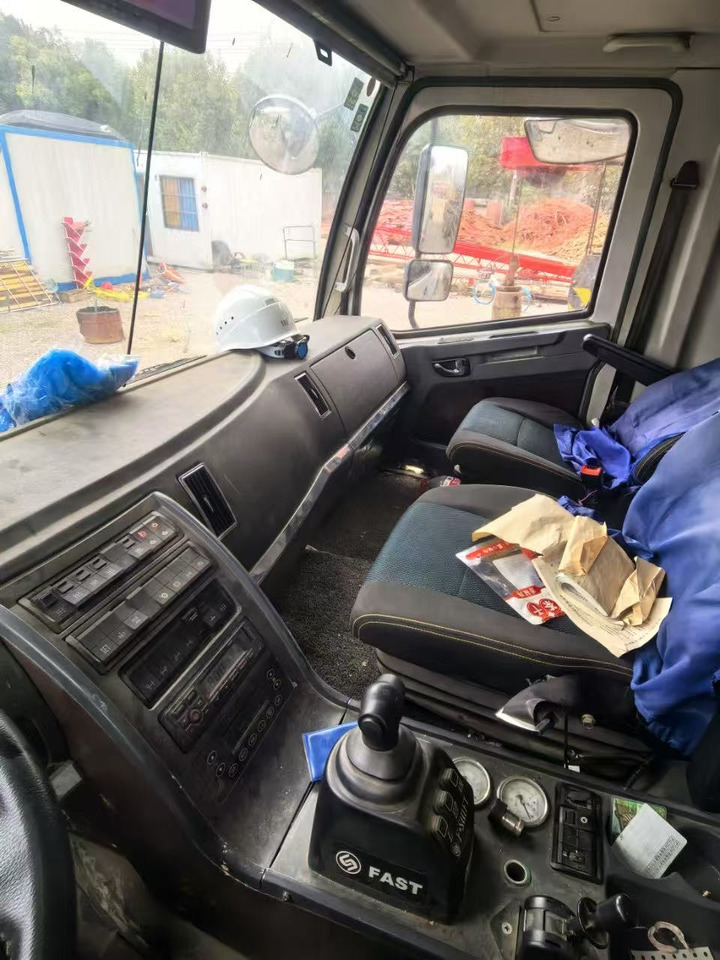 ZOOMLION 200E7 - Vinç për të gjitha terrenet: foto 4 ZOOMLION 200E7 - Vinç për të gjitha terrenet: foto 4