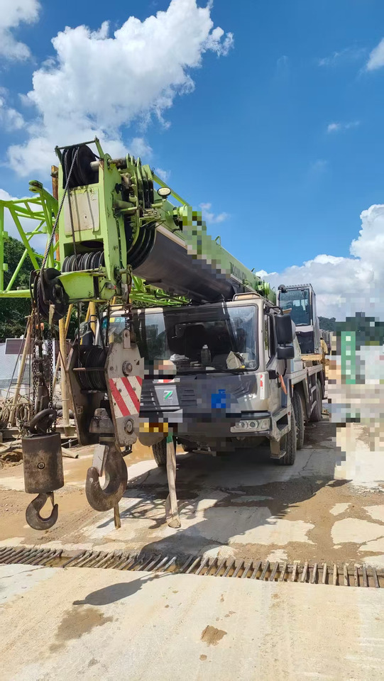 ZOOMLION ZOOMLION ZOOMLION - Autovinç: foto 1 ZOOMLION ZOOMLION ZOOMLION - Autovinç: foto 1